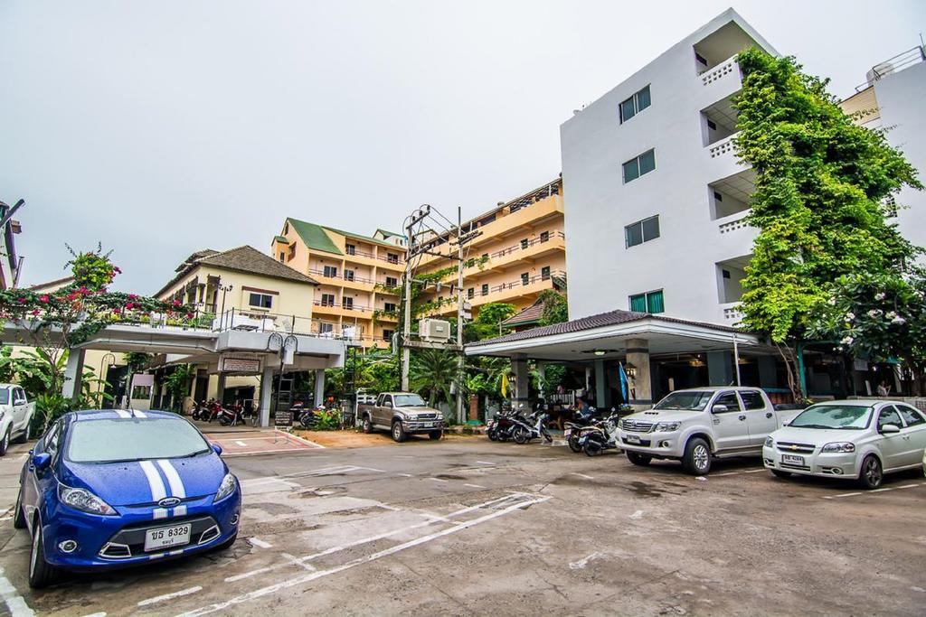 Sutus Court 2 Hotel Pattaya Ngoại thất bức ảnh