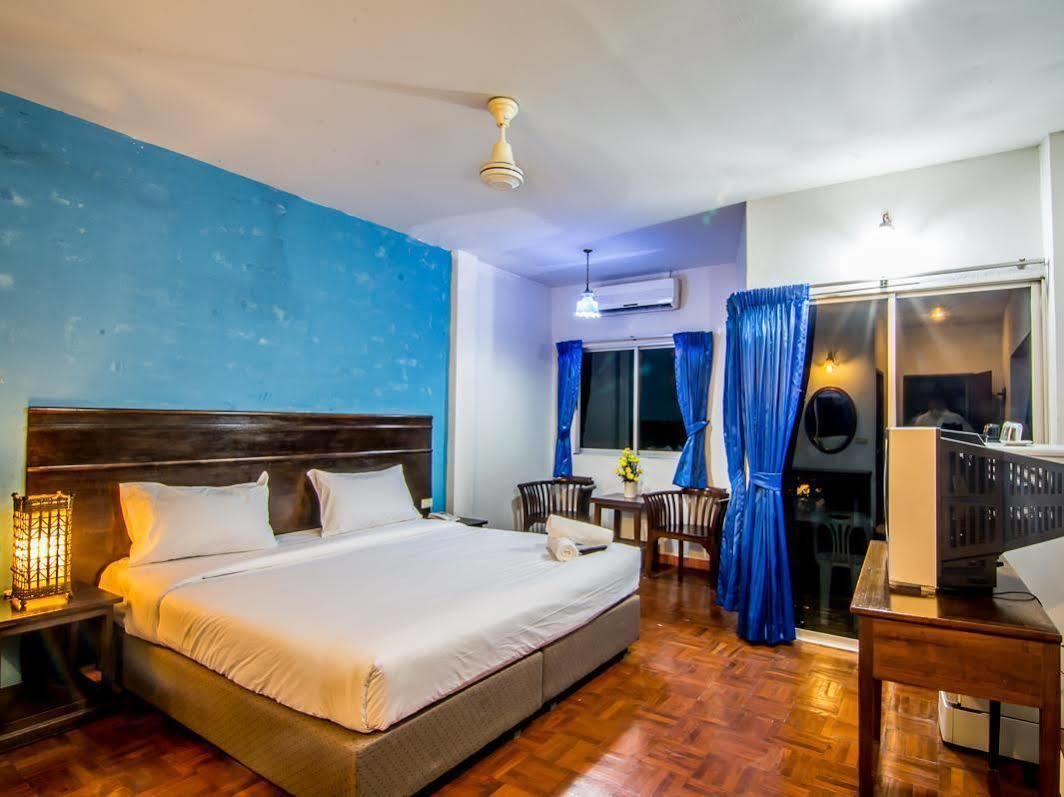 Sutus Court 2 Hotel Pattaya Ngoại thất bức ảnh