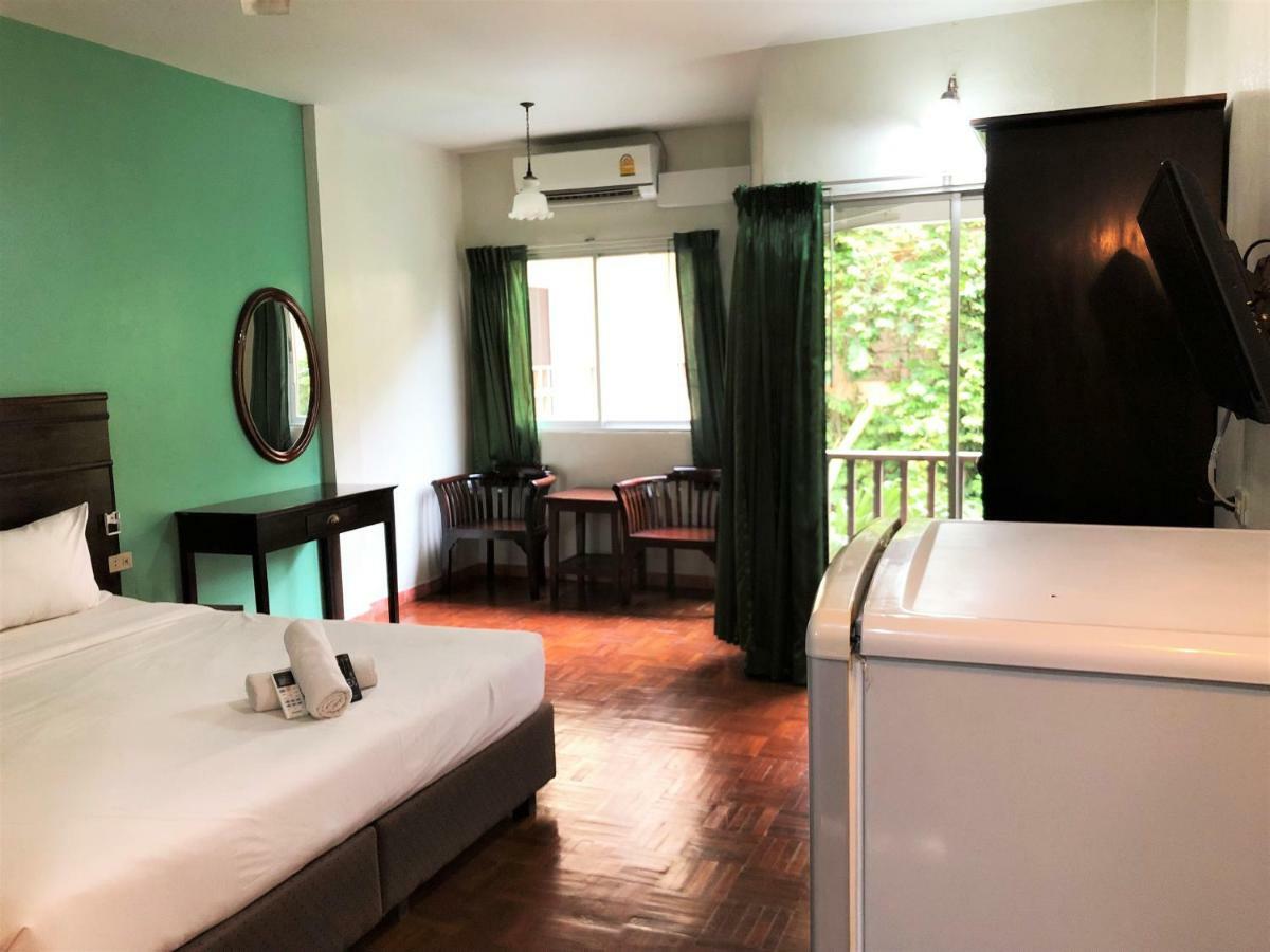 Sutus Court 2 Hotel Pattaya Ngoại thất bức ảnh