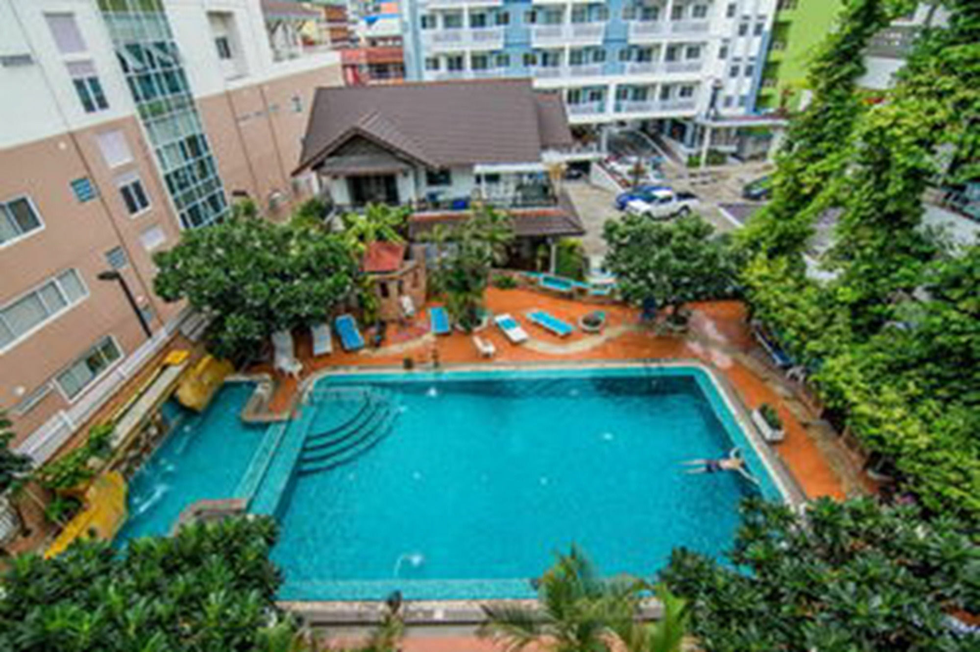 Sutus Court 2 Hotel Pattaya Ngoại thất bức ảnh
