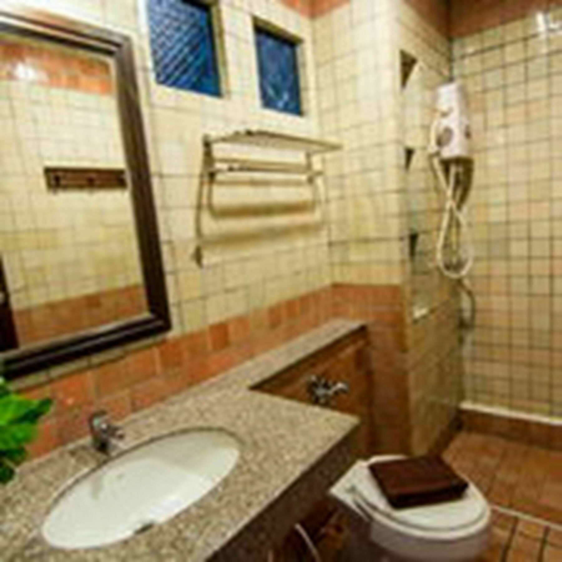 Sutus Court 2 Hotel Pattaya Ngoại thất bức ảnh