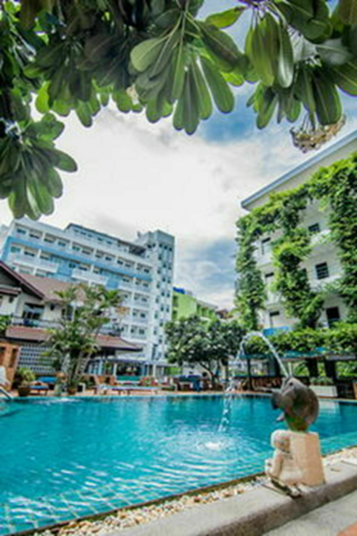 Sutus Court 2 Hotel Pattaya Ngoại thất bức ảnh